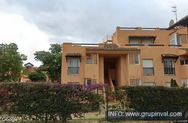 Vista exterior de Piso en venta en Casares Golf - Casares del Sol