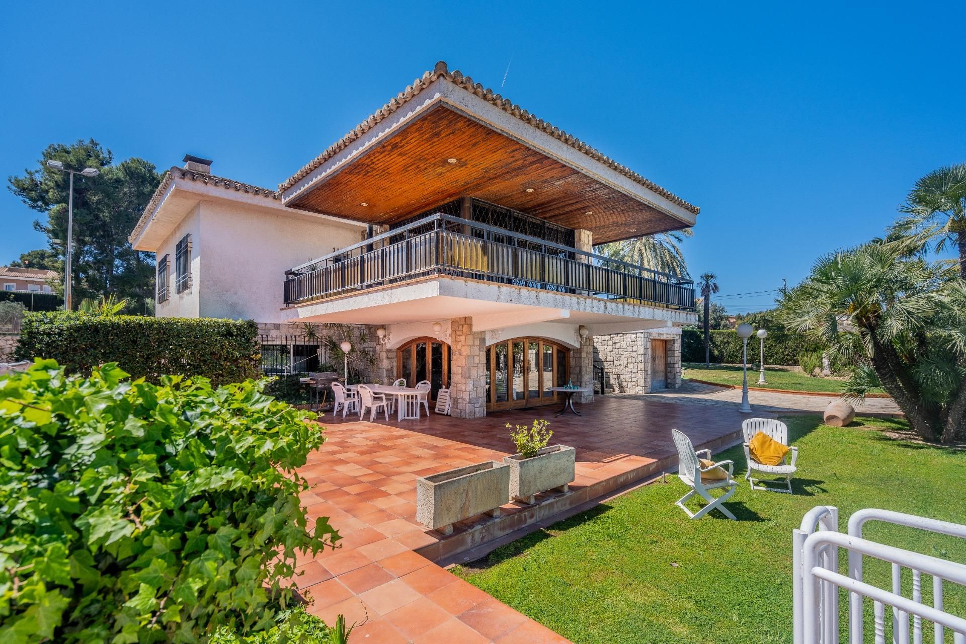 Haus oder Chalet zum verkauf in Calle PERIS Y VALERO, Cumbres de Calicanto, Calicanto - Cumbres de Calicanto - Santo Domingo