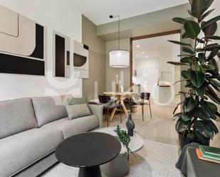 Sala d'estar de Apartament de lloguer en  Barcelona Capital amb Aire condicionat i Balcó