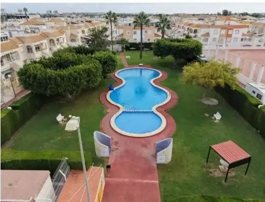 Piscina de Casa o chalet en venta en Torrevieja con Aire acondicionado, Calefacción y Terraza