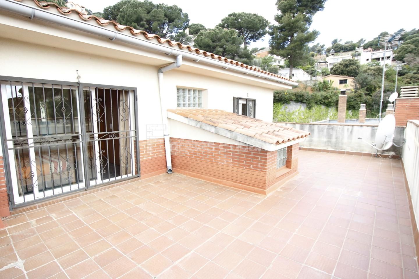 Vista exterior de Casa o xalet en venda en Argentona amb Calefacció, Jardí privat i Terrassa