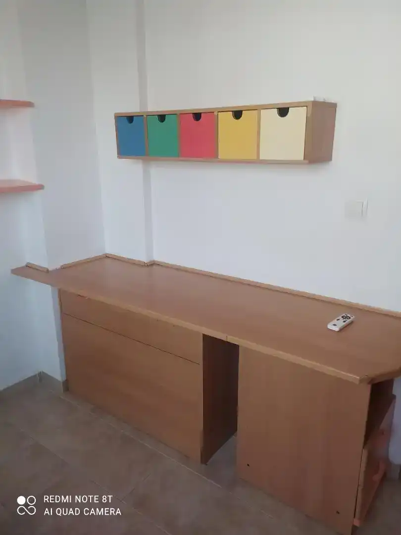 Schlafzimmer von Wohnungen zur Miete in Oliva mit Klimaanlage und Balkon