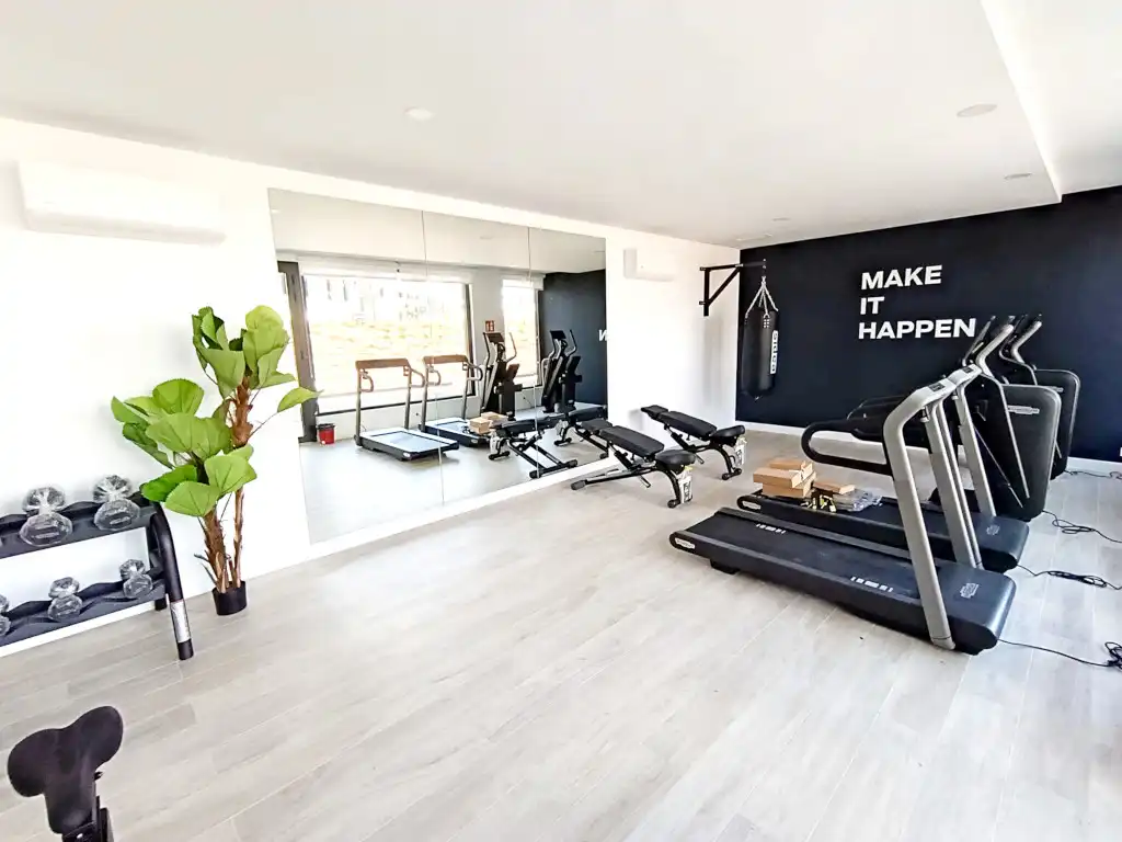 Wohnung zur Miete in Cobeña mit Klimaanlage, Heizung und Terrasse