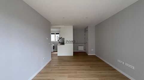 Foto 5 de Piso de alquiler en Zona de Plaza de Barcelos, Pontevedra Capital