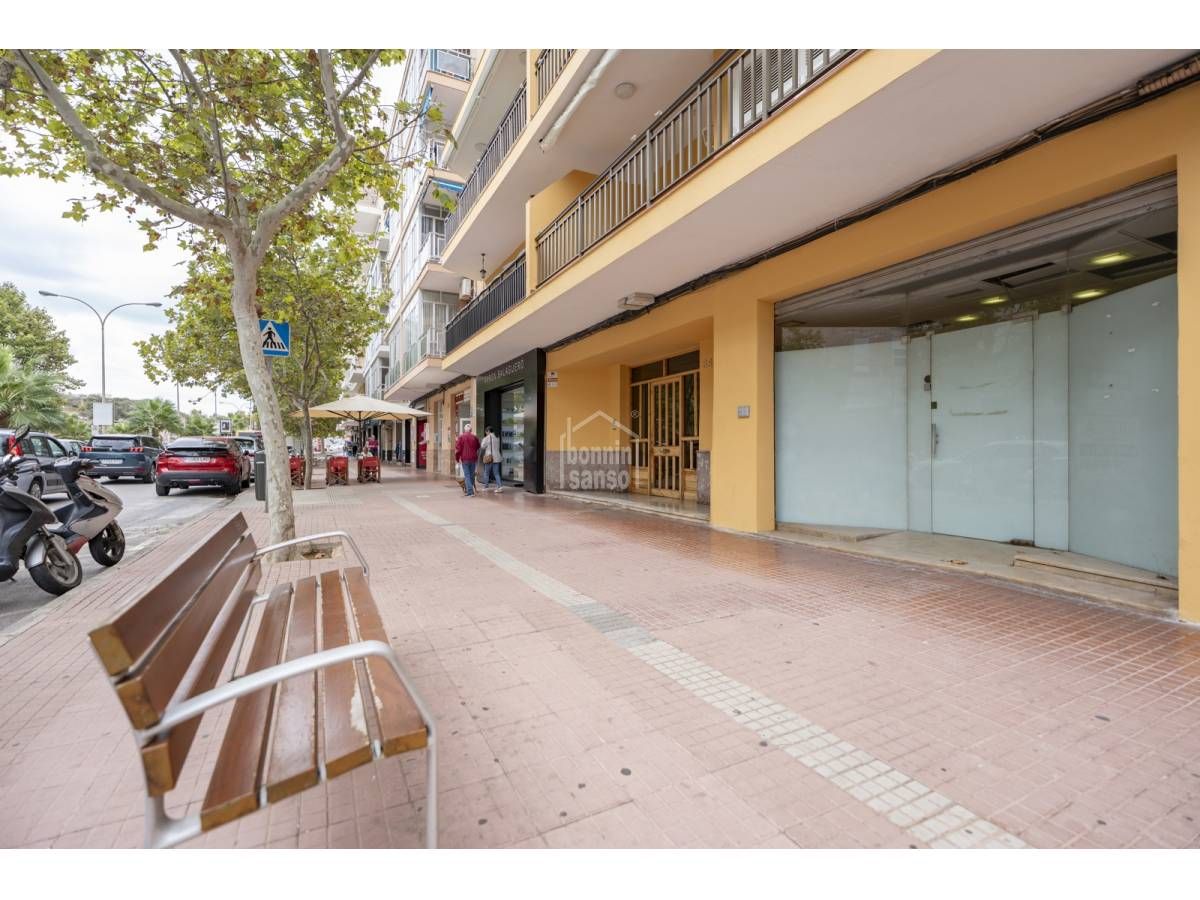 Exterior view of Premises for sale in Maó - Mahón