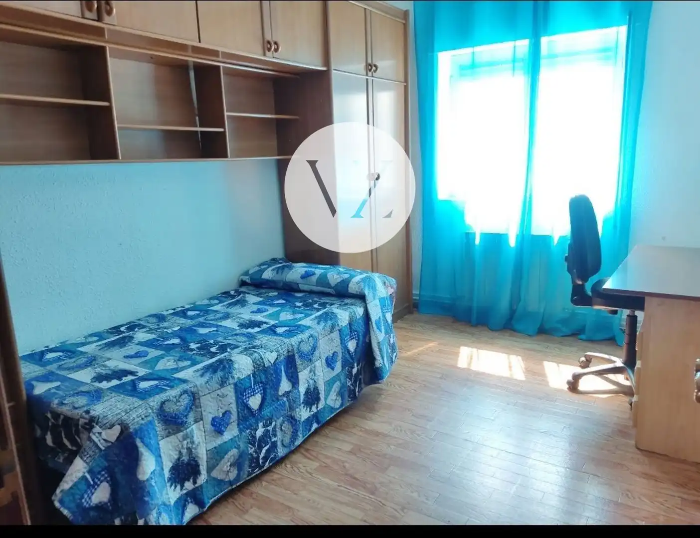 Bedroom of Flat for rent in Salamanca  with Heating, Parquet flooring and Furnished