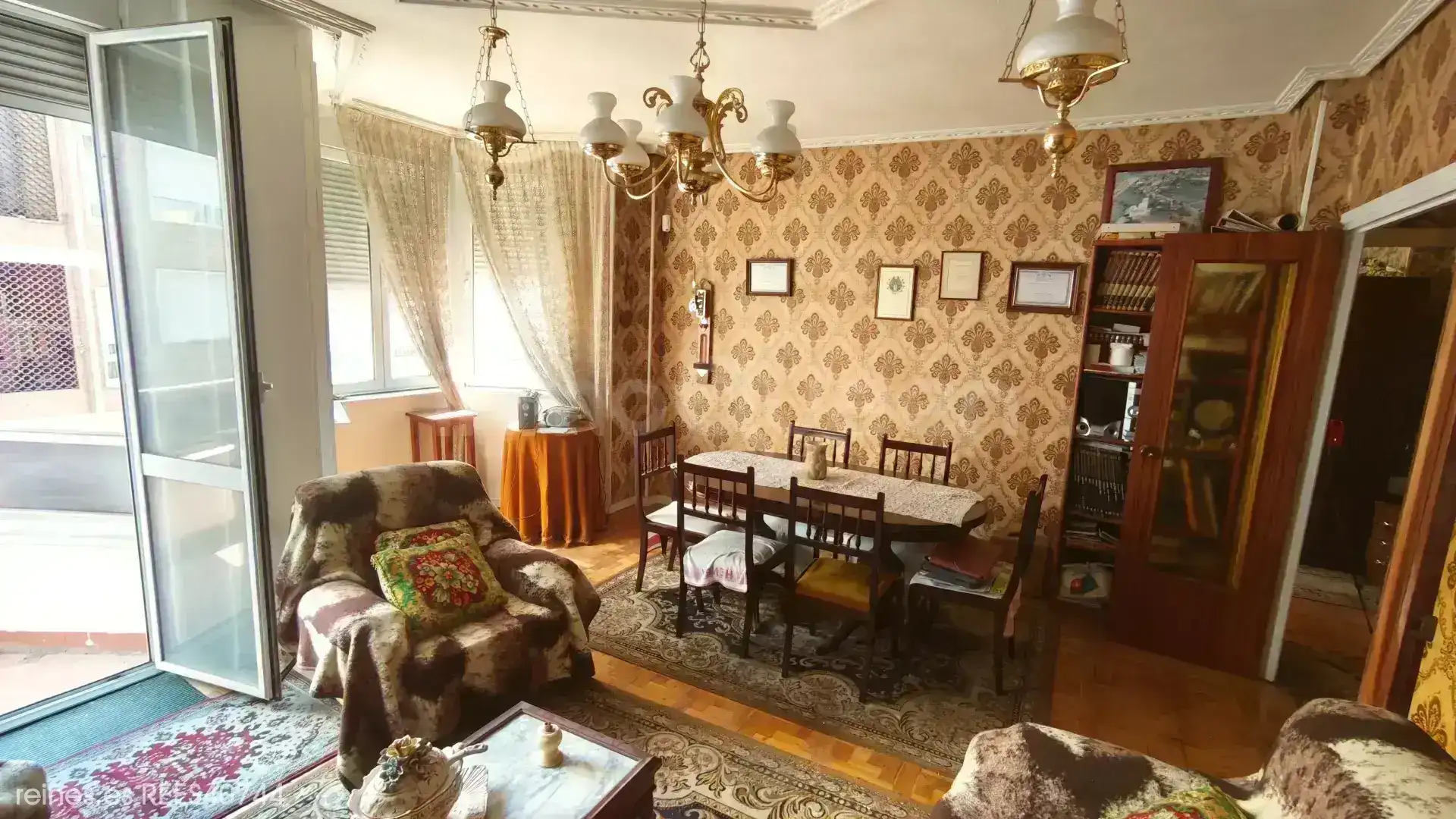 Sala de estar de Piso en venta en Torrelavega  con Calefacción, Terraza y Amueblado