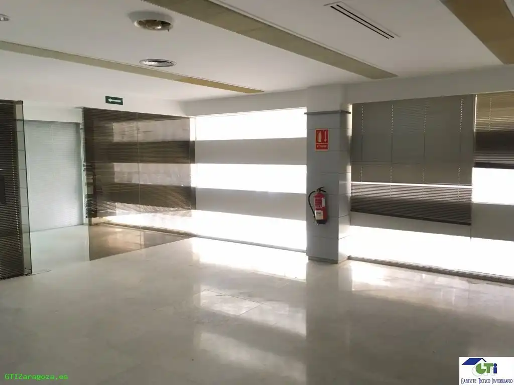 Local de alquiler en Zaragoza