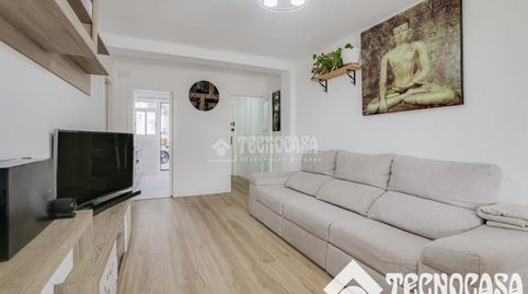 Foto 2 de Pis en venda a Les Torres, Rubí