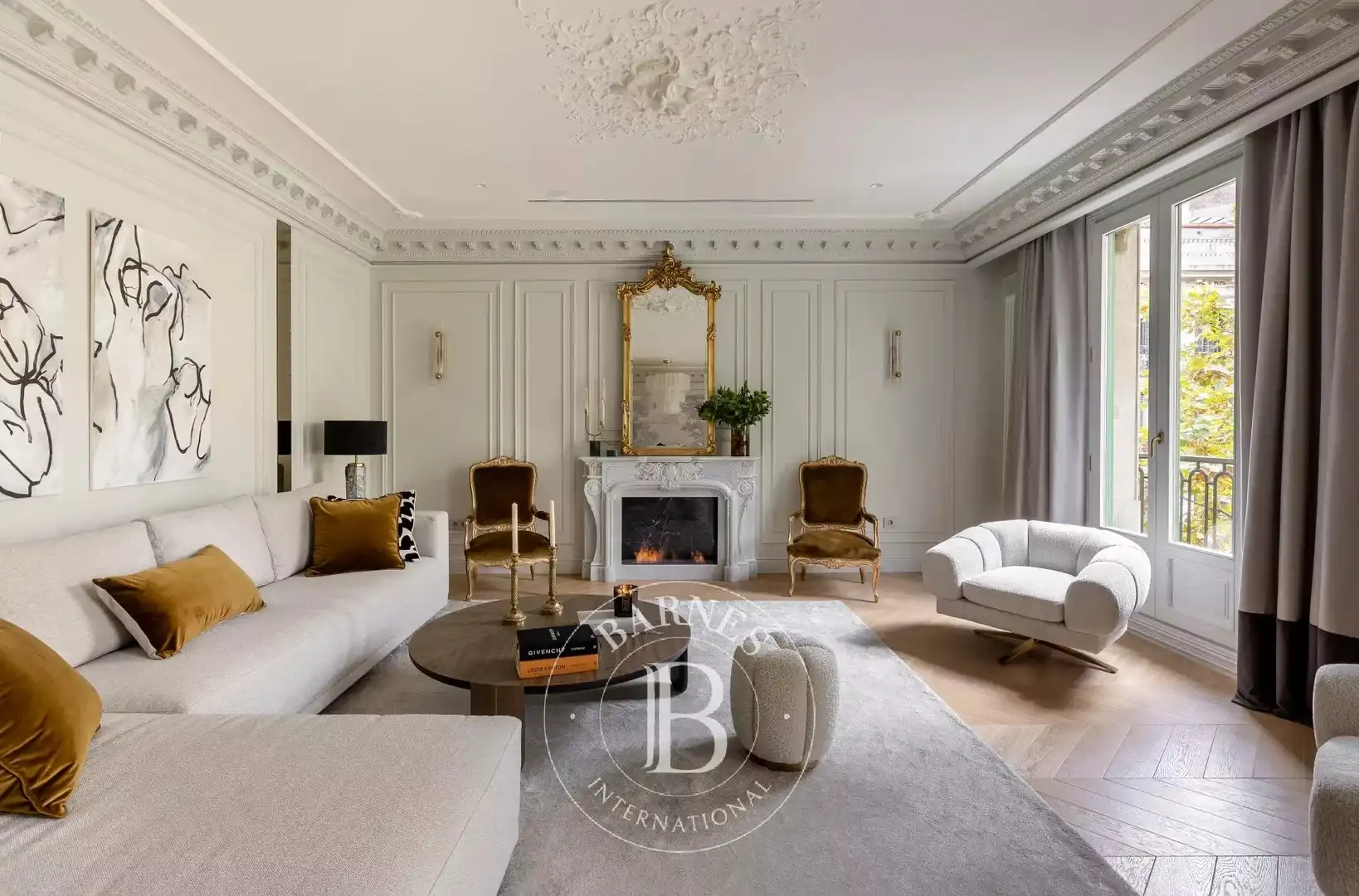 Piso con terraza en venta en Eixample