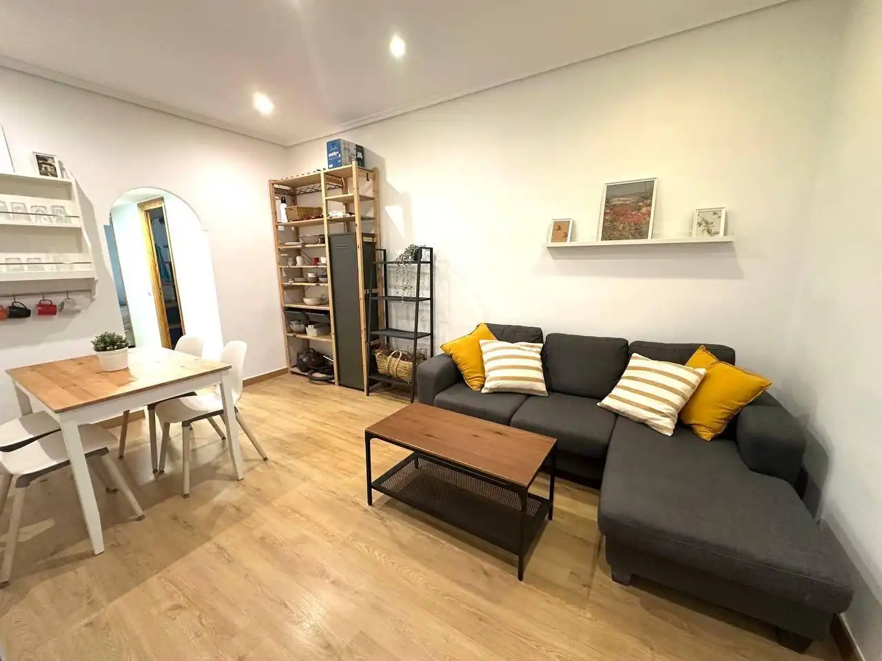 Flat with lift for sale in Calle ALONSO CANO 65, imagen 3
