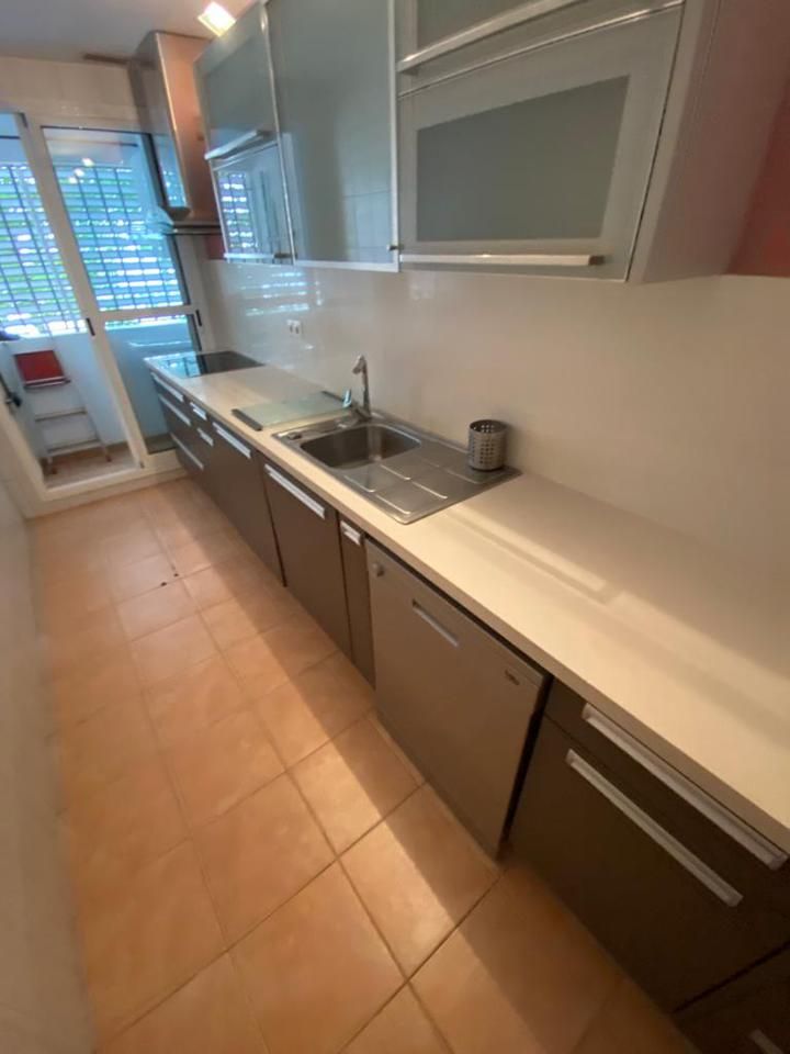 Kitchen of Planta baja to rent in  Sevilla Capital  with Air Conditioner and Swimming Pool