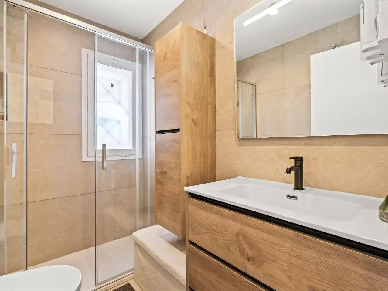 Bany de Casa o xalet en venda en Torrevieja amb Aire condicionat, Piscina i Balcó