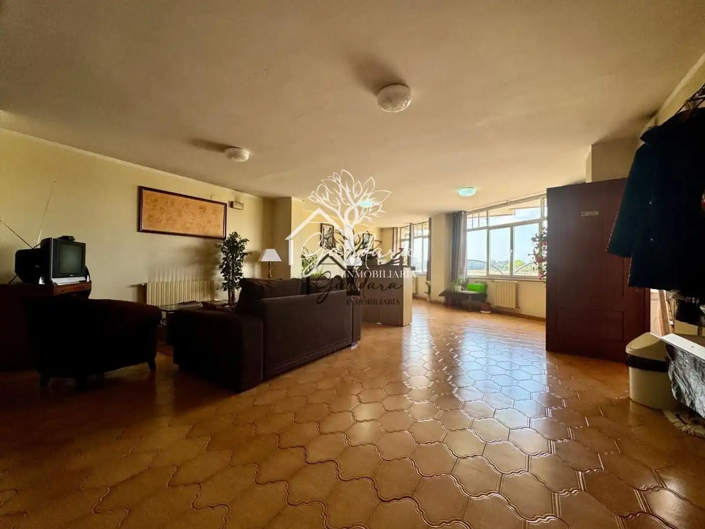 Sala d'estar de Edifici en venda en Neda