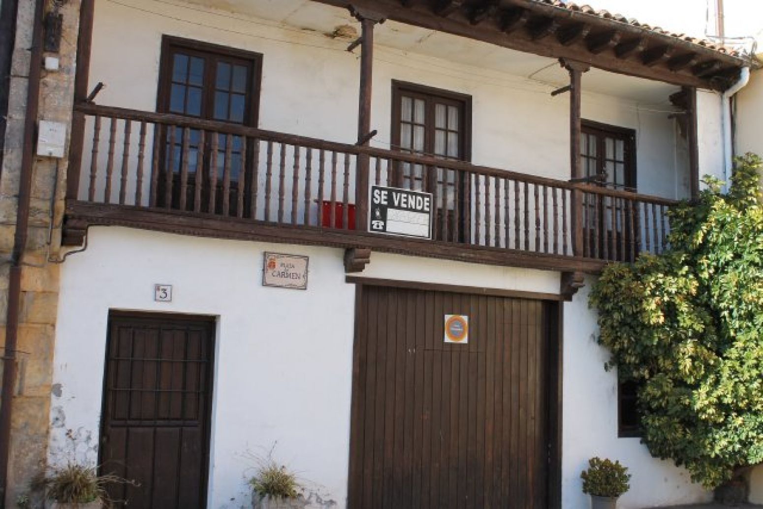 Exterior view of Single-family semi-detached for sale in Cabezón de la Sal  with Parquet flooring and Balcony
