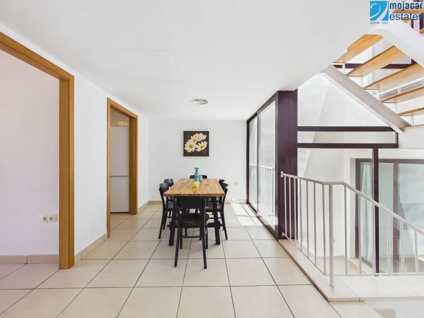 Terraced house with garden for sale in Calle Avicena 4, imagen 4