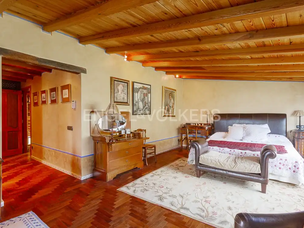Schlafzimmer von Country house zur Miete in El Bruc mit Klimaanlage, Heizung und Privatgarten