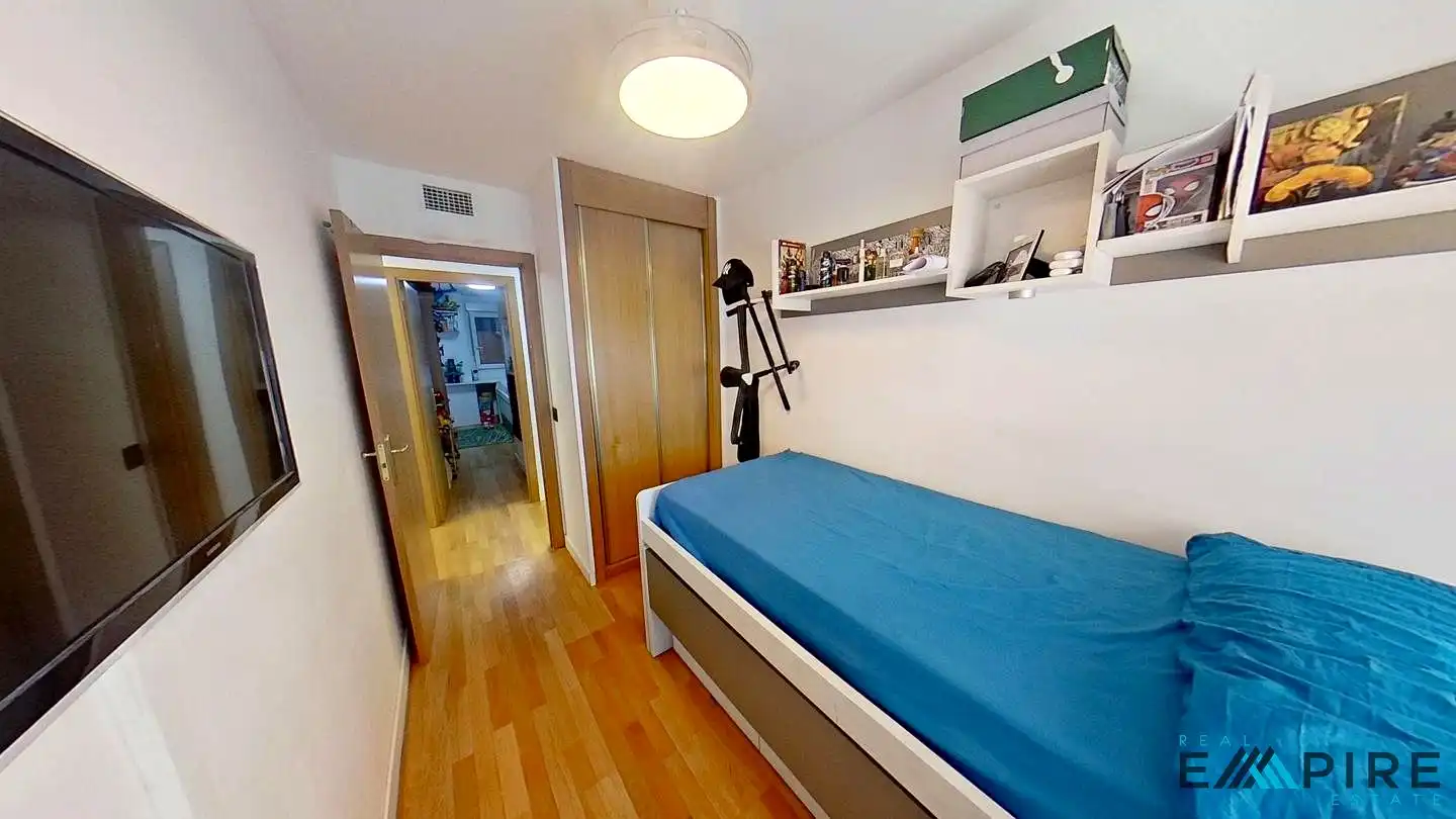 Habitación de Piso en venta en Parla con Aire acondicionado, Calefacción y Internet