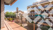 Vista exterior de Pis en venda en Cerdanyola del Vallès amb Aire condicionat, Calefacció i Parquet