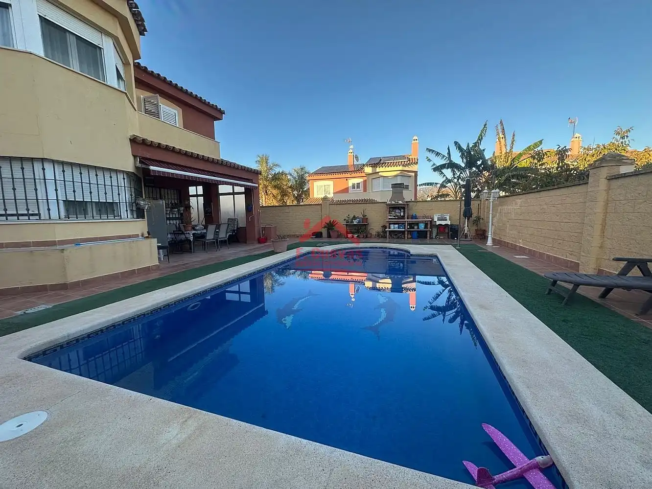 Piscina de Casa o xalet en venda en Vélez-Málaga amb Aire condicionat, Calefacció i Terrassa