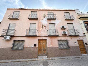 Maison avec balcon à vendre à C. Conde Salvatierra