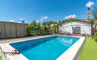 Swimming pool of House or chalet for sale in Albolote  with Heating, Private garden and Terrace