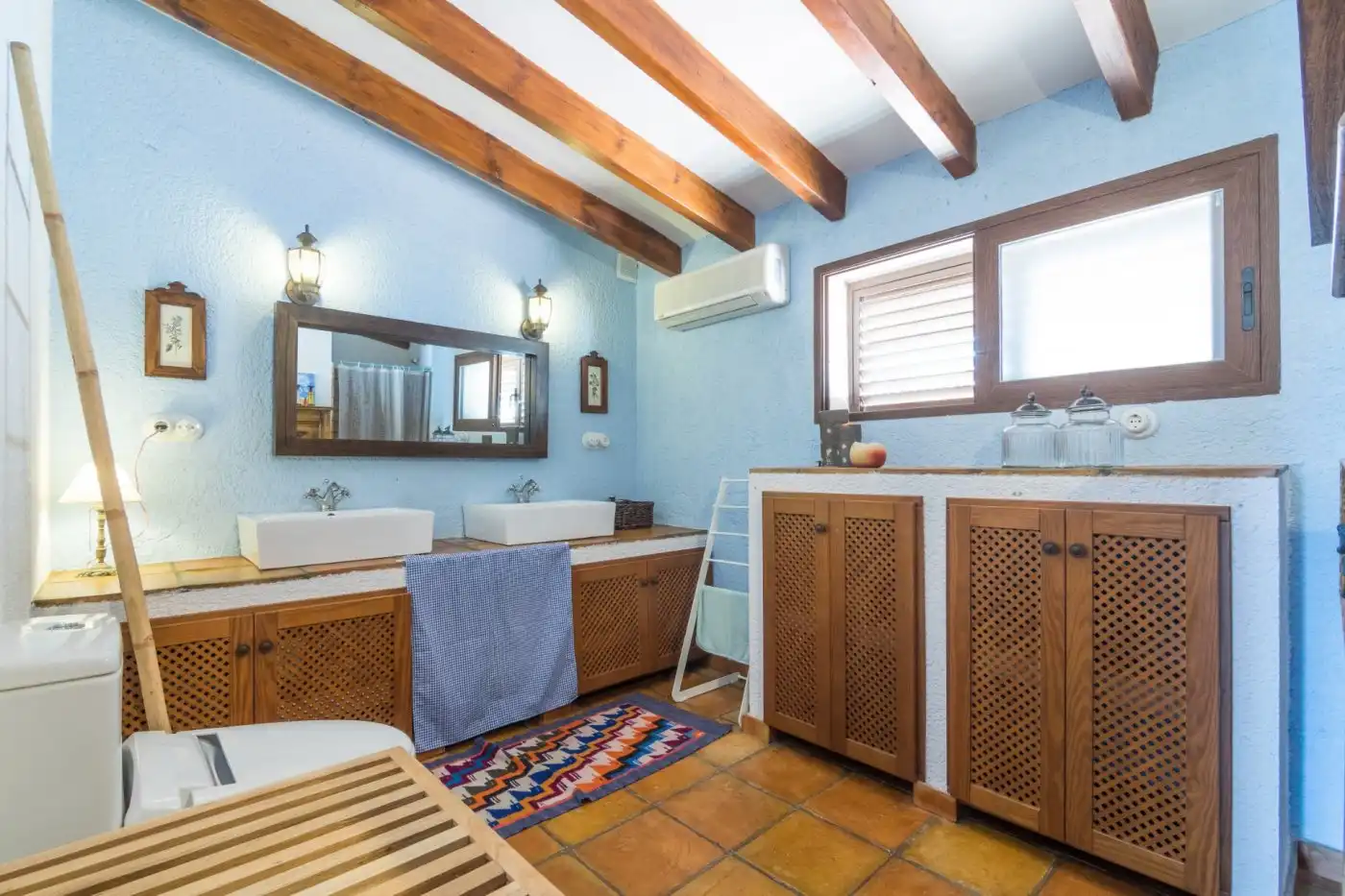 Baño de Casa adosada de alquiler en Alicante / Alacant con Aire acondicionado, Terraza y Amueblado