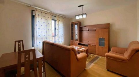 Foto 5 de Apartamento de alquiler en Emilio Prados, Juan XXIII - Las Torres - G2, Burgos