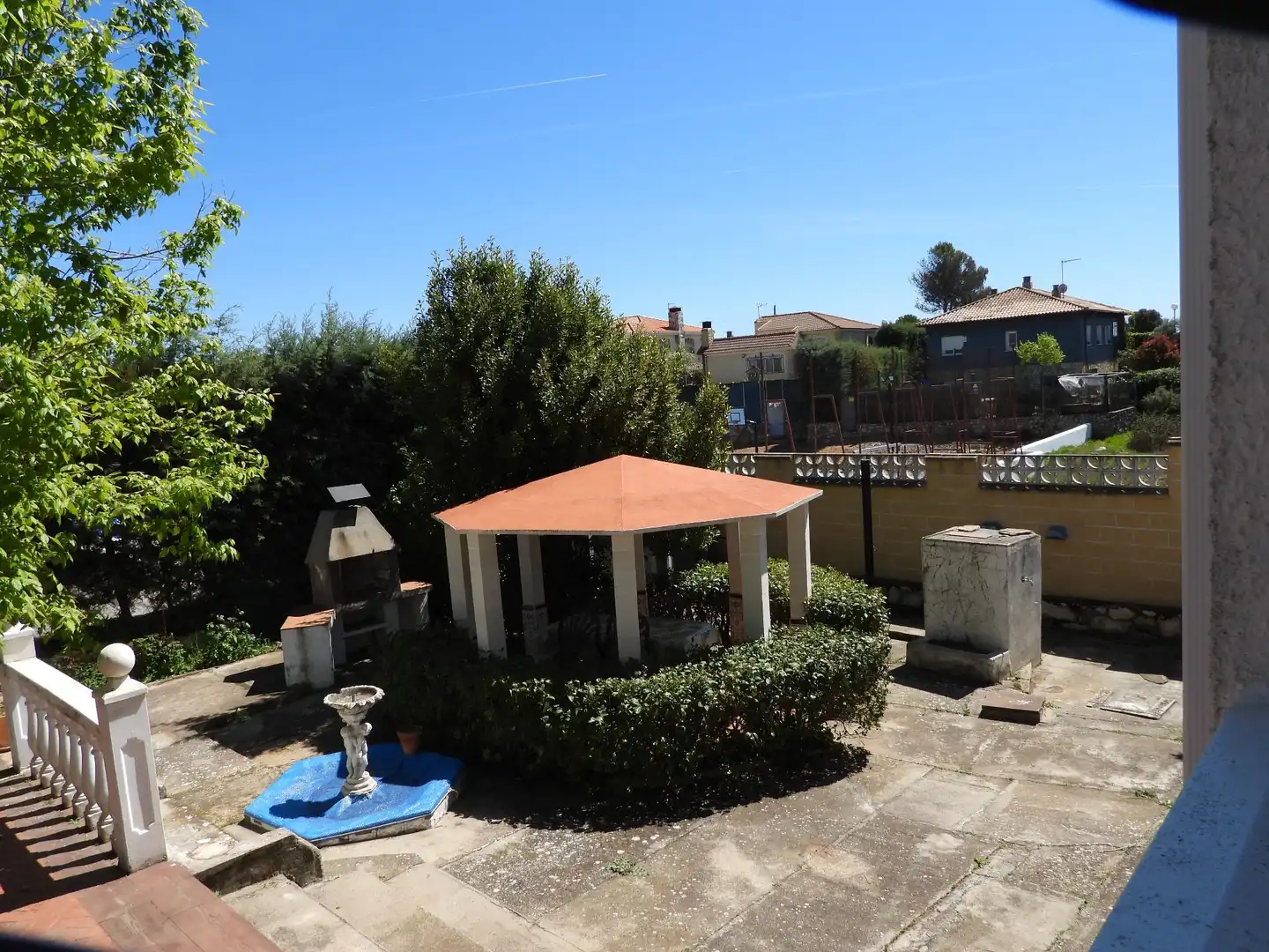 Jardí de Casa o xalet en venda en Pezuela de las Torres amb Calefacció, Jardí privat i Moblat