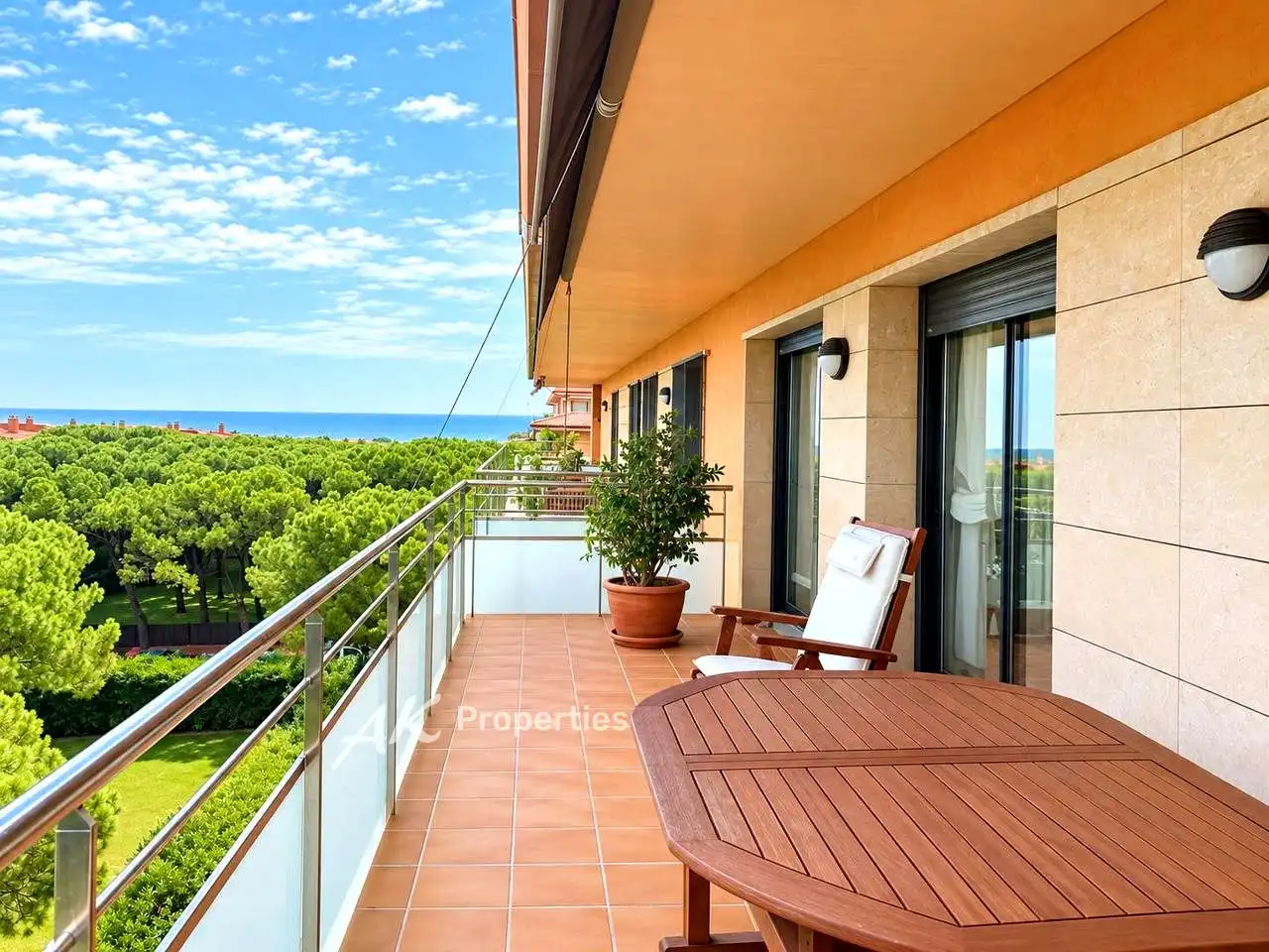 Piso con piscina en venta en Avinguda del Mar
