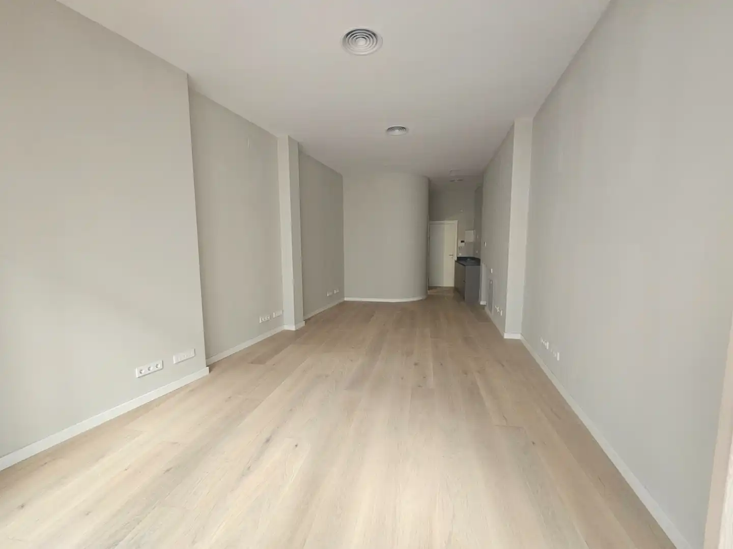 Wohnung zur Miete in Carrer del Portal Nou, Sant Pere, Sta. Caterina i la Ribera