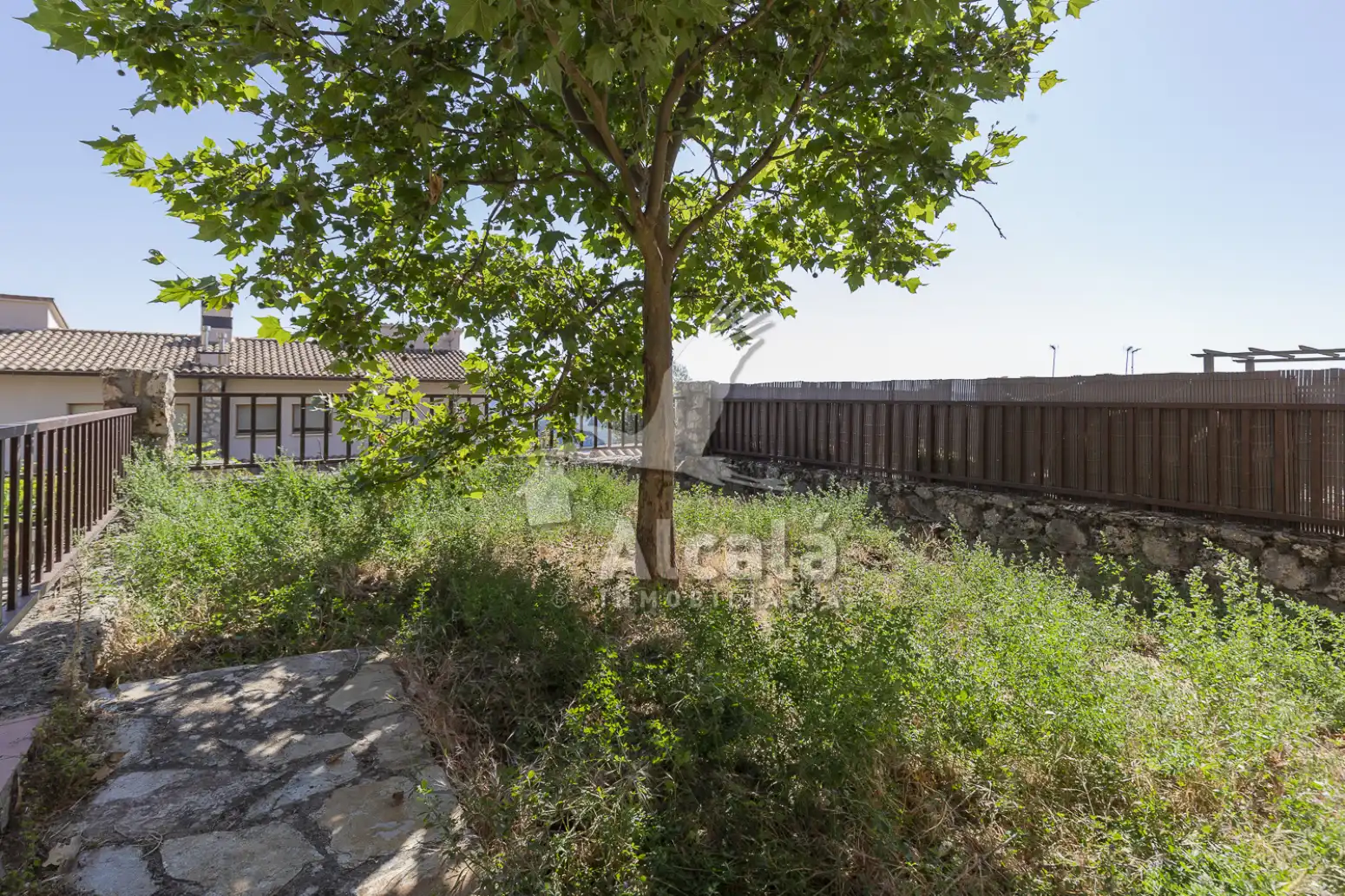 Casa adosada en venda en Alocén amb Calefacció