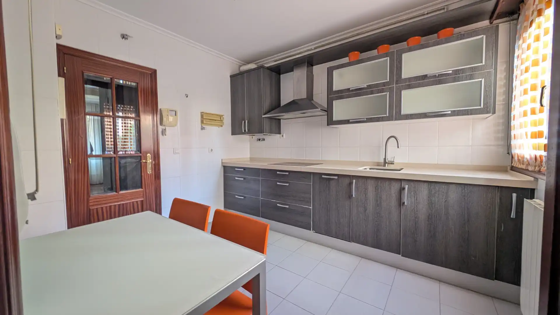 Cocina de Piso en venta en Getxo  con Calefacción y Trastero