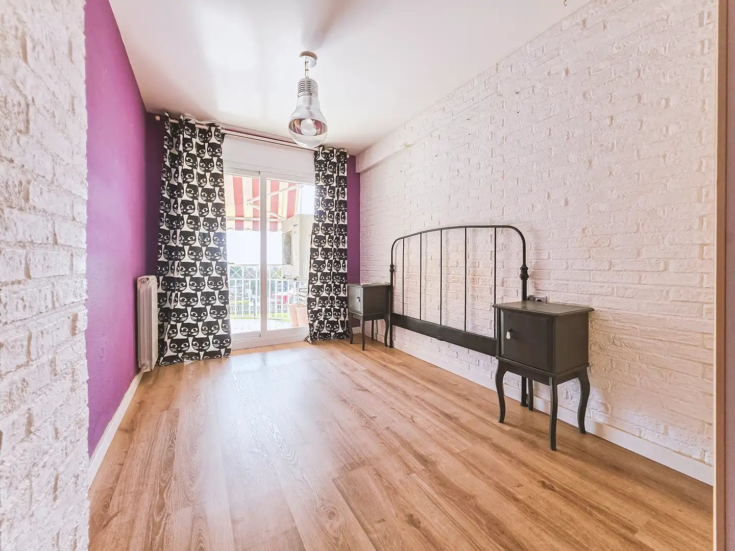 Bedroom of Flat for sale in Urbanitzacions