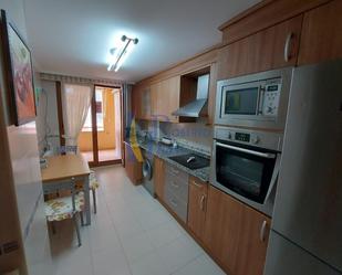Cuina de Pis en venda en Valencia de Don Juan amb Calefacció, Terrassa i Traster