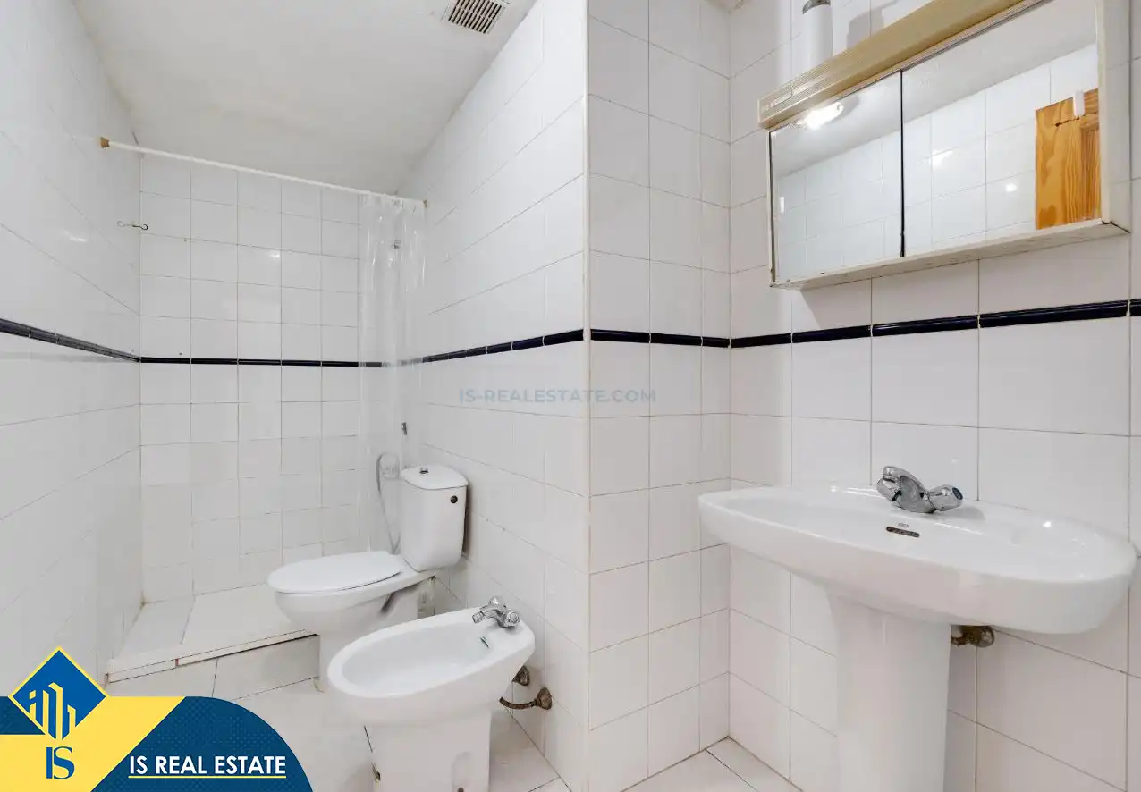 Bathroom of Study for sale in Torrevieja  with Heating, Terrace and Furnished