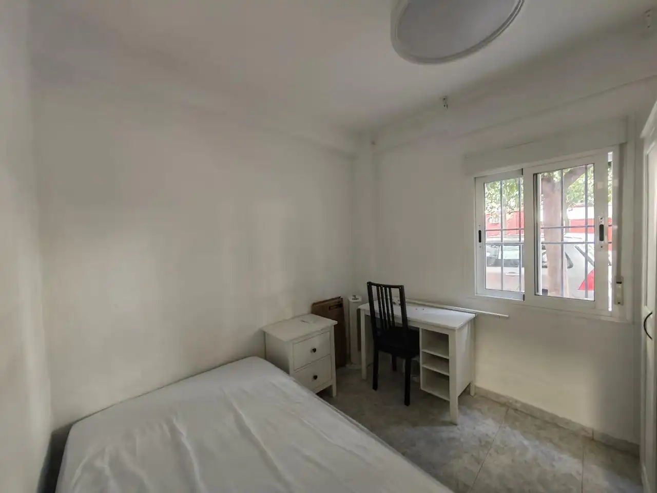 Schlafzimmer von Erdgeschoss zur Miete in Sevilla mit Möbliert