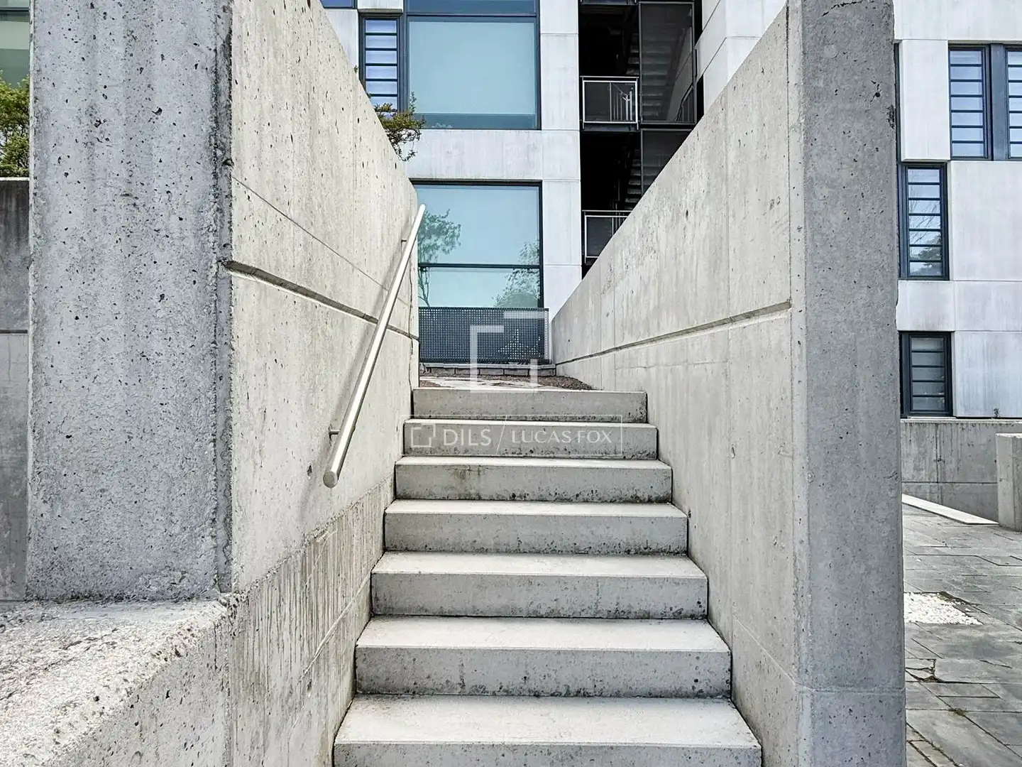 Vista exterior de Loft en venda en Madrid amb Aire condicionat, Calefacció i Parquet