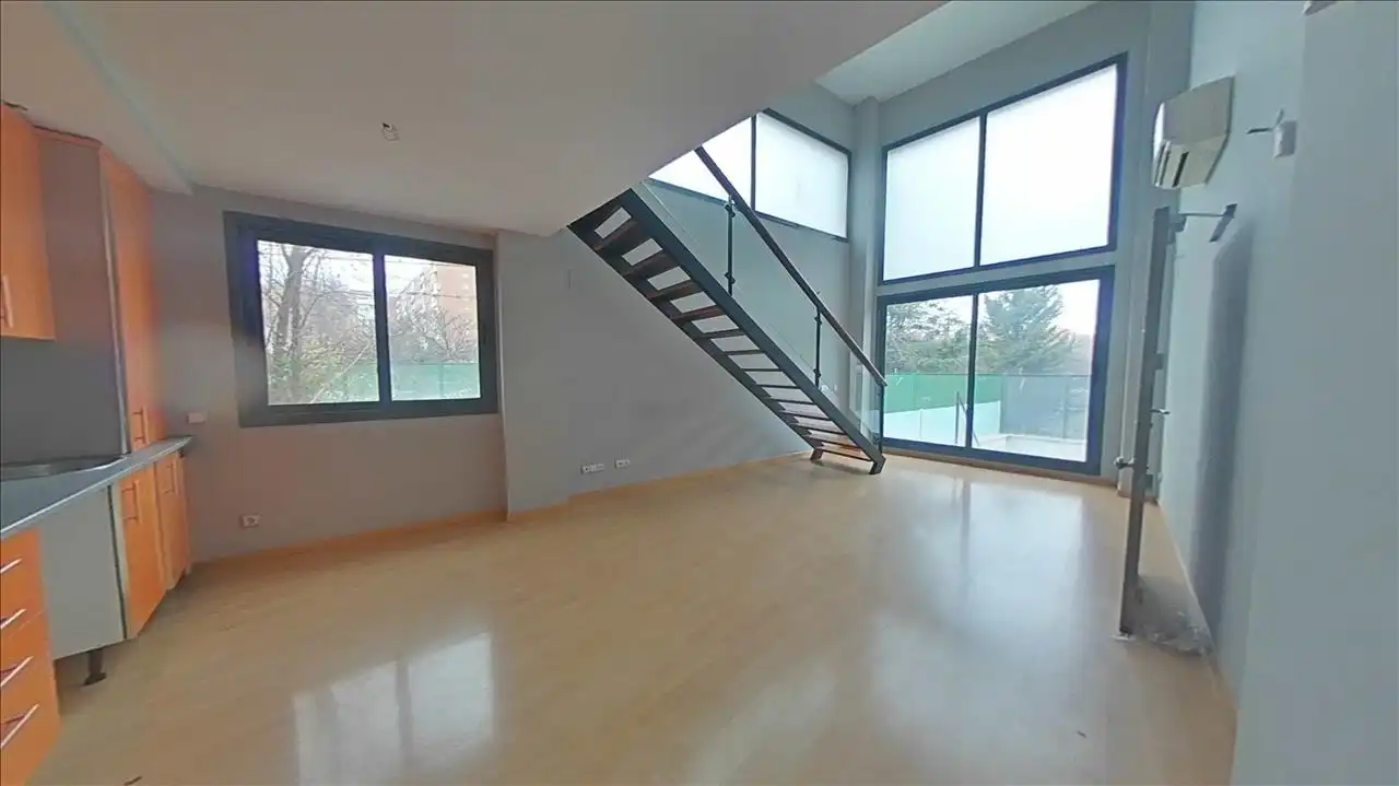 Wohnzimmer von Büro zum Verkauf in Alcorcón