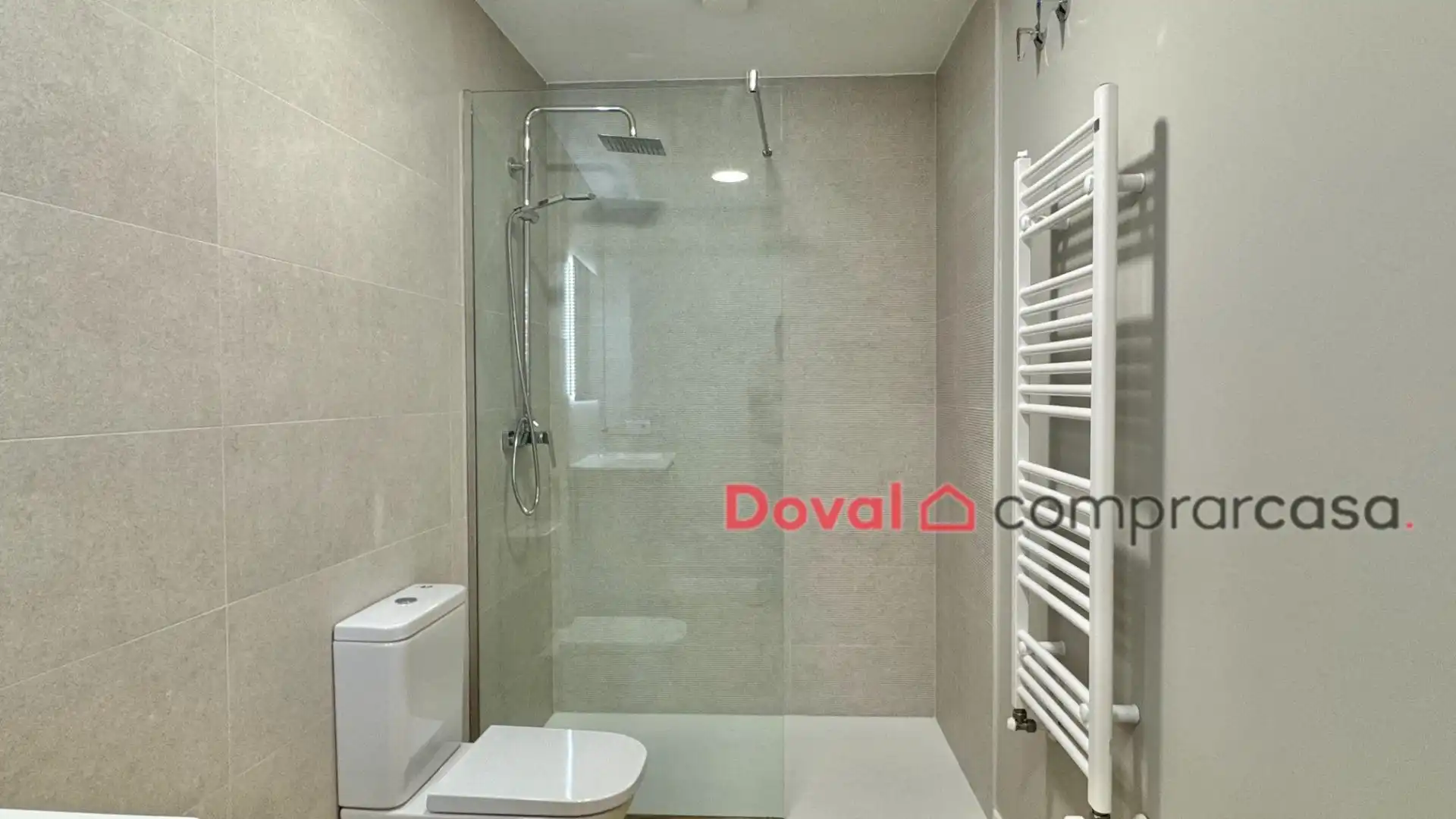 Bathroom of Flat for sale in Vigo   with Heating