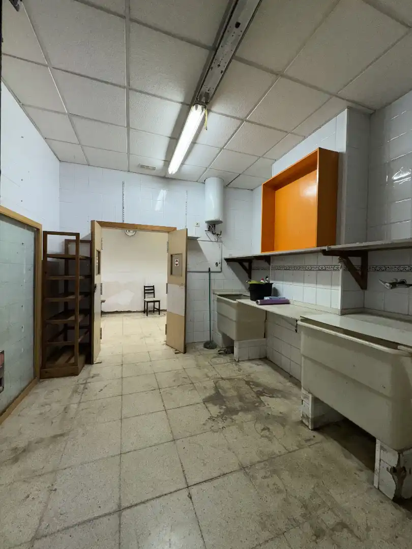 Business premises to rent in Avinguda de Josep Tarradellas 14, imagen 7