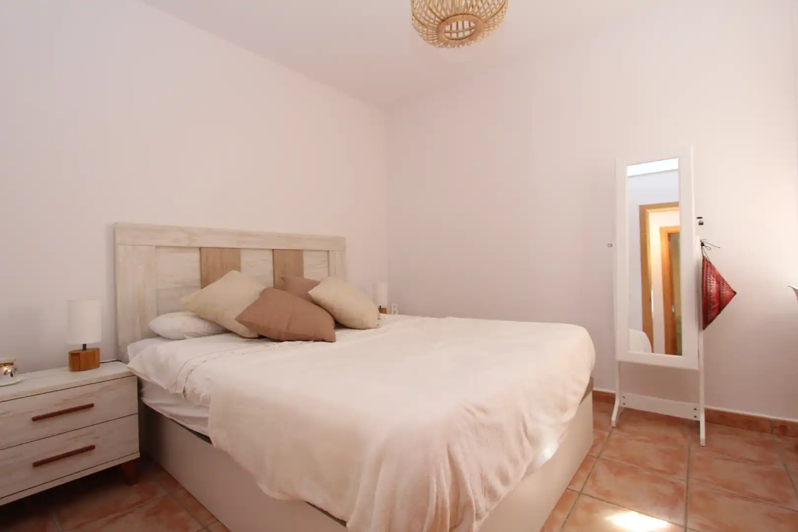 Habitación de Casa adosada en venta en Mont-roig del Camp con Aire acondicionado, Jardín privado y Amueblado