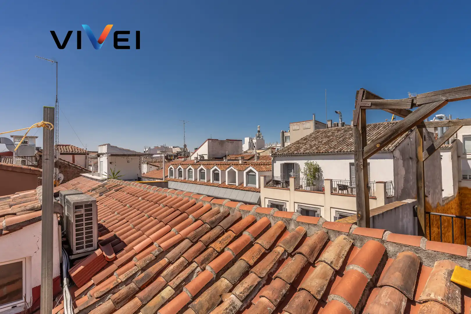 Vista exterior de Ático en venta en Madrid con Aire acondicionado, Calefacción y Terraza