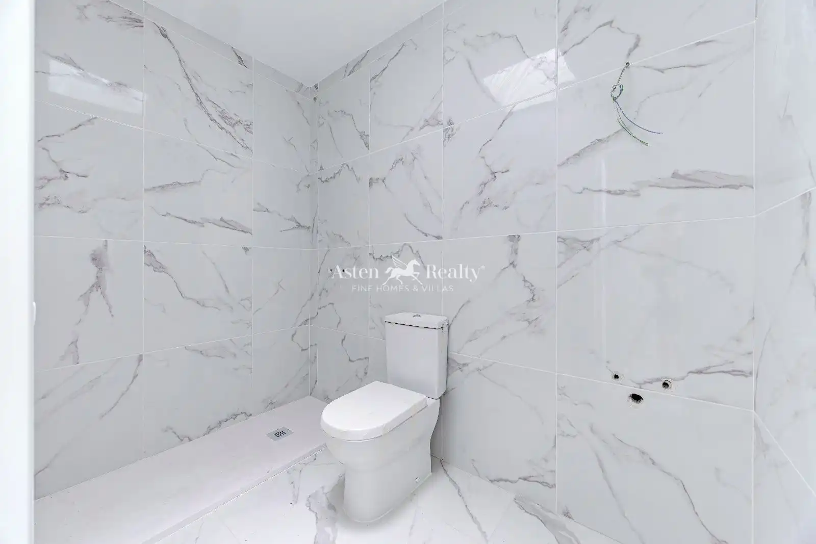 Bathroom of Detached homes for sale in Vilaflor de Chasna  with Air Conditioner, Private garden and Terrace