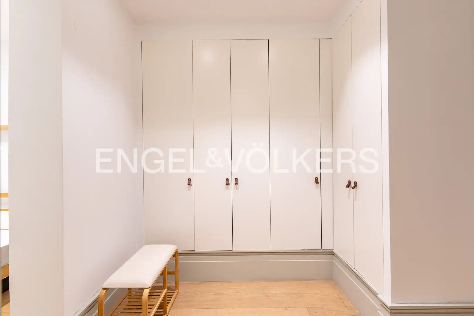 Wohnung zur Miete in Madrid mit Klimaanlage, Heizung und Möbliert