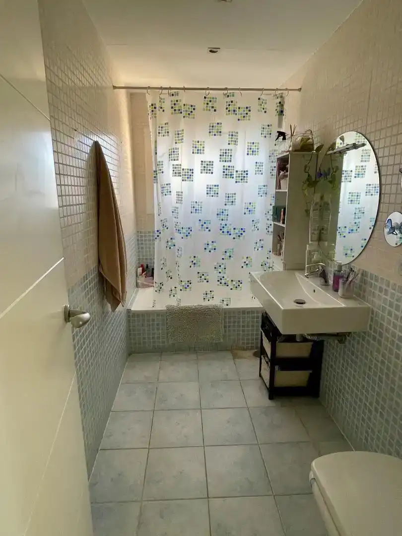 Baño de Piso en venta en La Nucia con Jardín privado y Amueblado