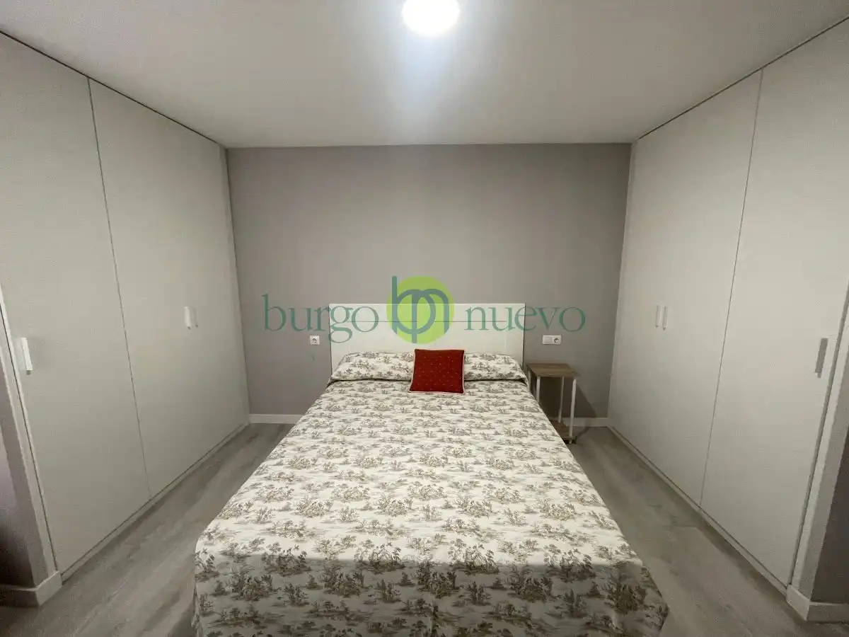 Habitación de Piso en venta en León Capital  con Calefacción y Terraza