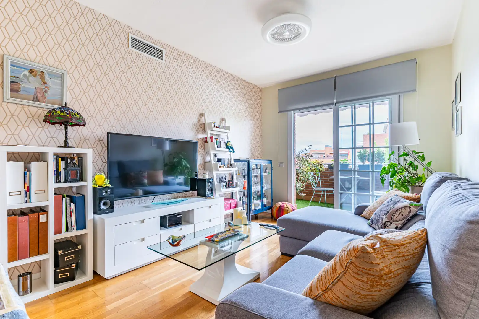Sala de estar de Piso en venta en Las Rozas de Madrid con Aire acondicionado, Calefacción y Terraza