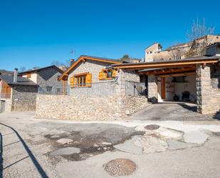 Vista exterior de Casa o xalet en venda en Prullans amb Calefacció, Parquet i Terrassa