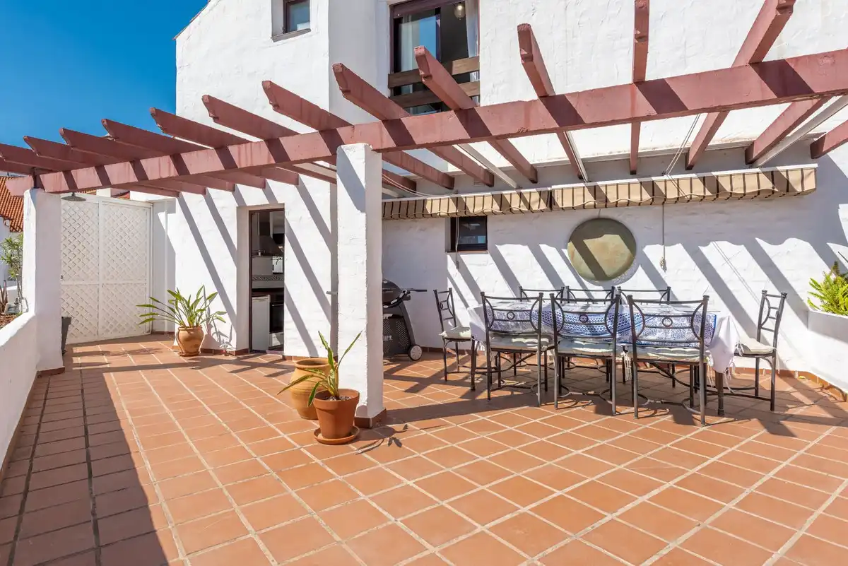 Apartament amb piscina en venda a Nueva Andalucía, imagen 13